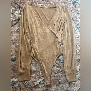 Abercrombie & Fitch Tan V-Neck Sweater